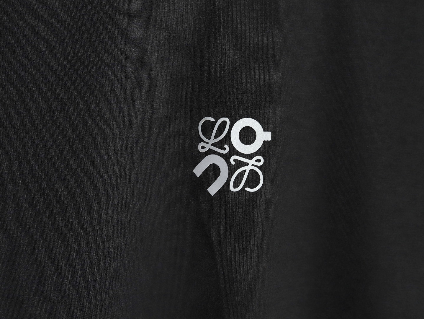 L0ew* x on 25ss short-sleeved t-shirt