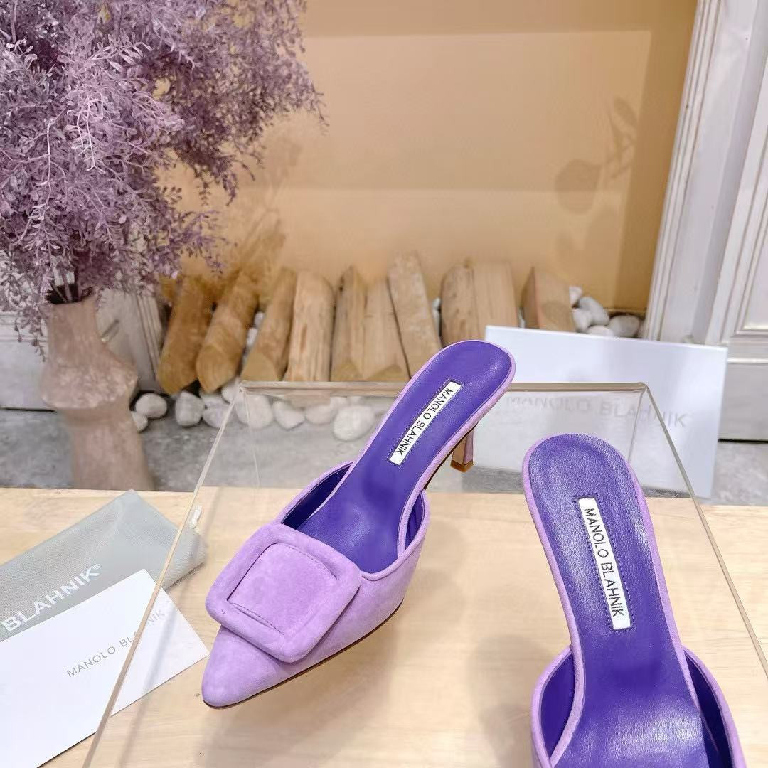 UA Manolo Blahnik Mules 7.5cm