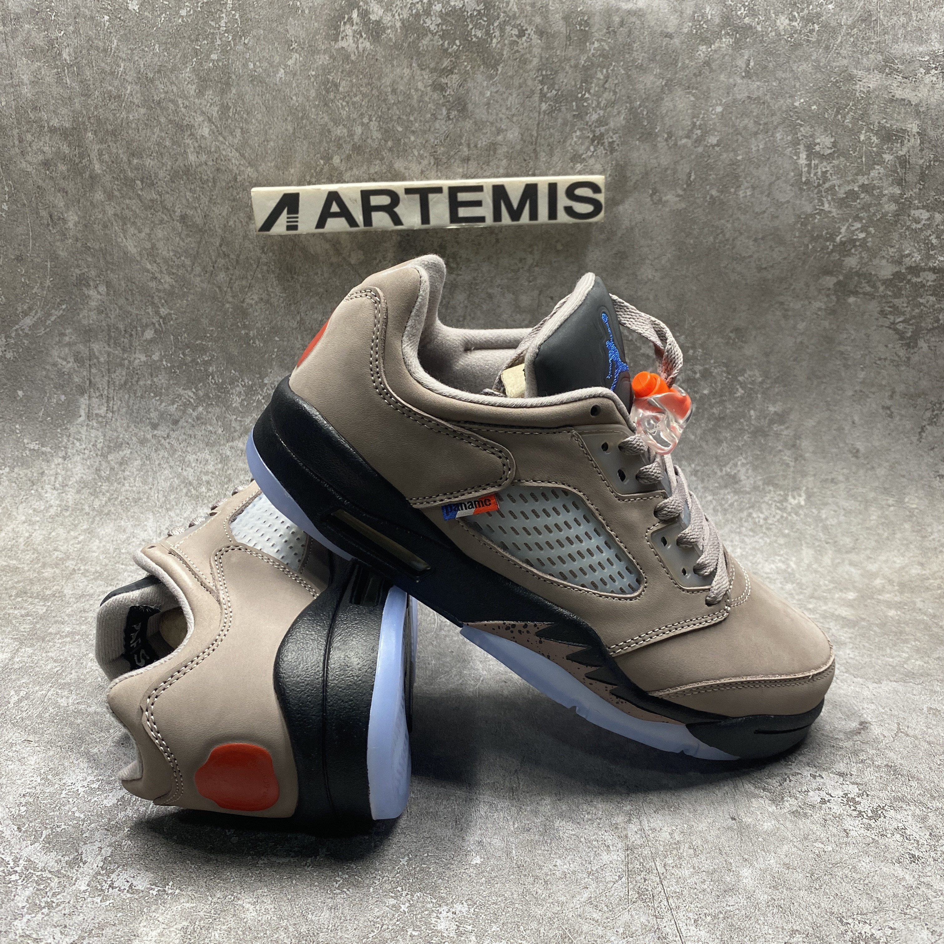 ‍PSG x Air Jordan 5 Retro Low Pumice