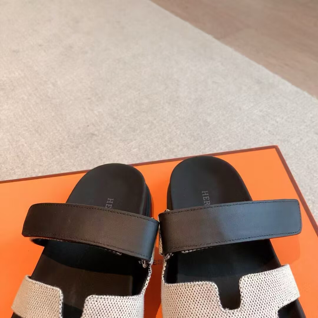 UA Hermès Chypre Sandal