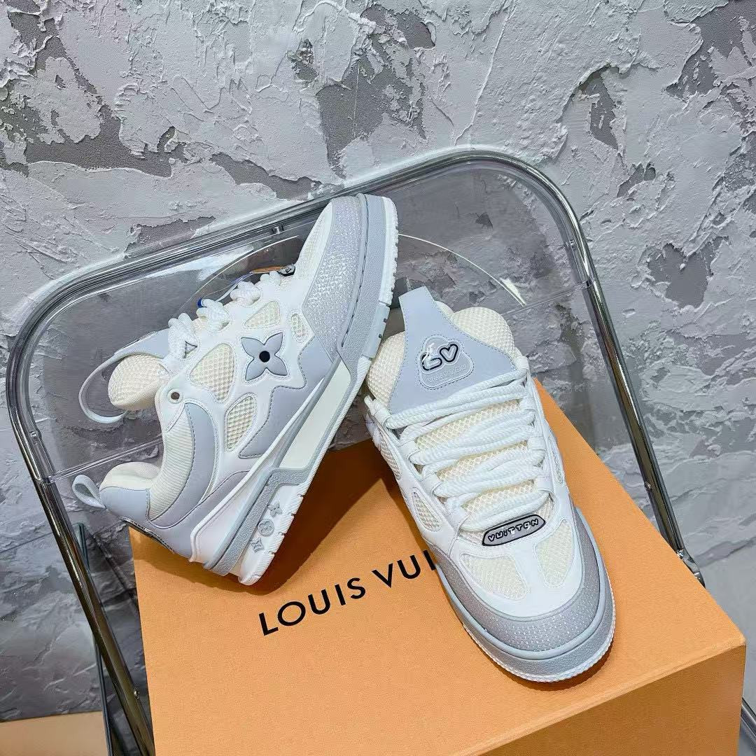 UA LV Trainer Sneaker