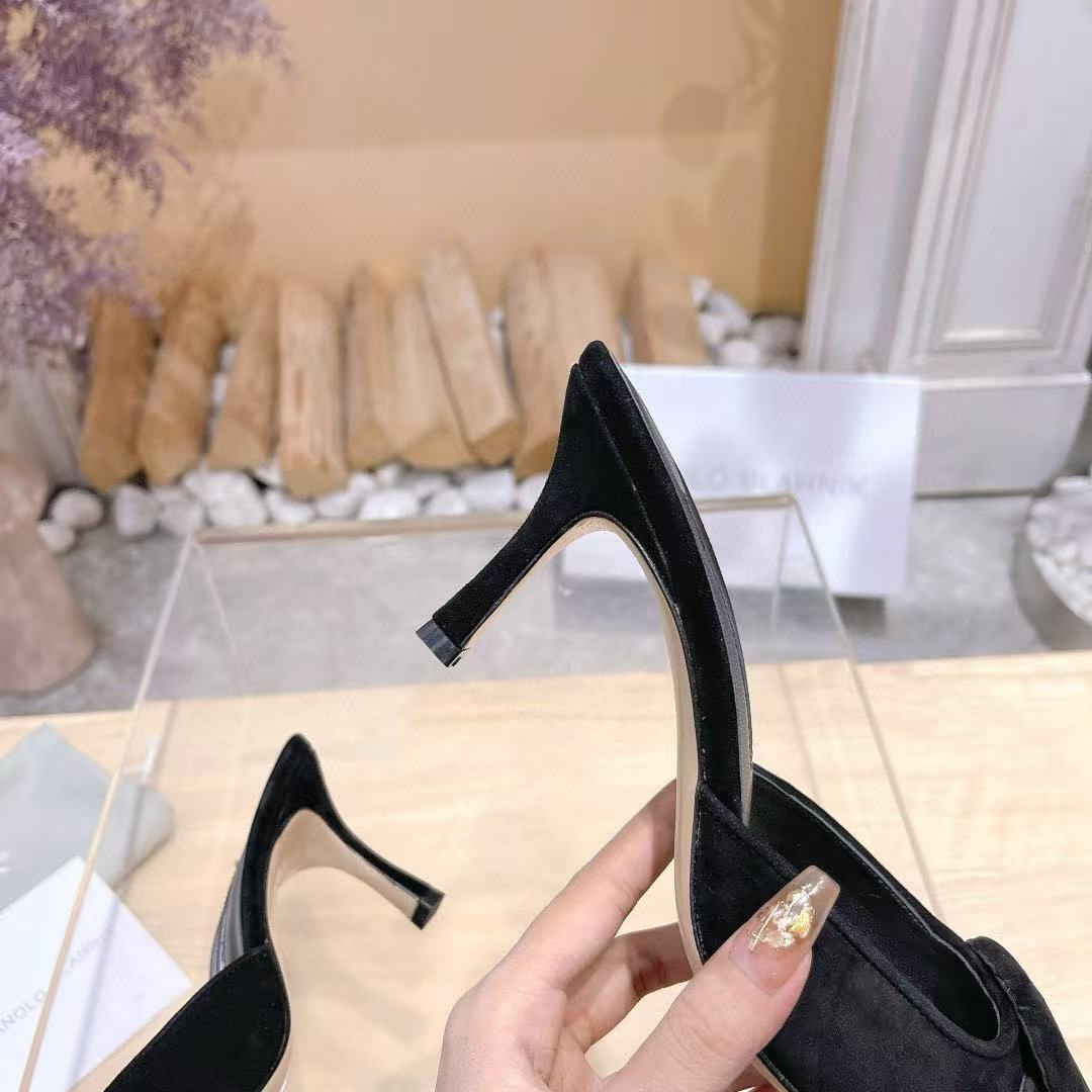 UA Manolo Blahnik Mules 7.5cm