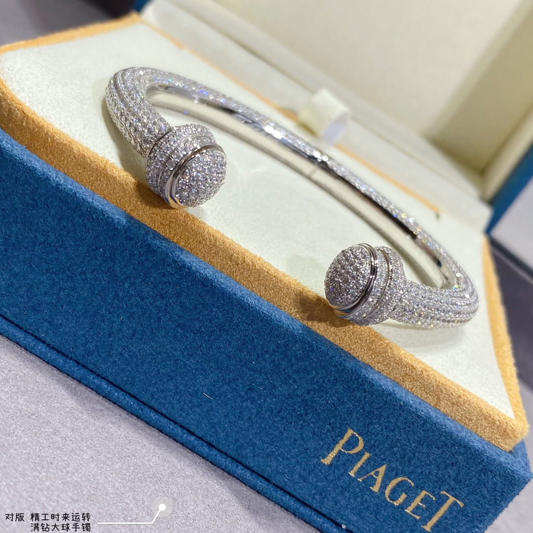 piaget fully Di*m*nd-encrusted large ball bracelet