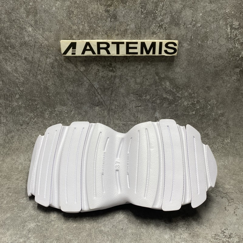 Balenciga HD Lace-Up Sneaker in light purple