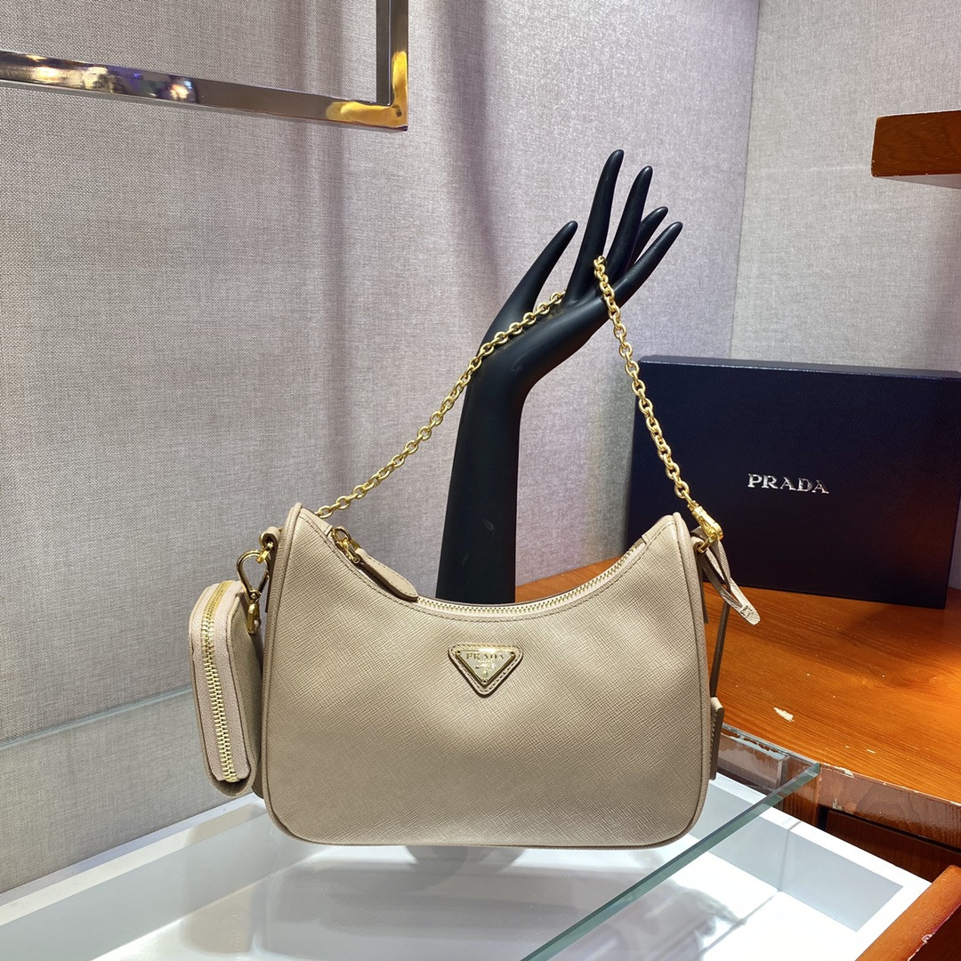 Pra*a re-edition 2005 saffiano leather bag