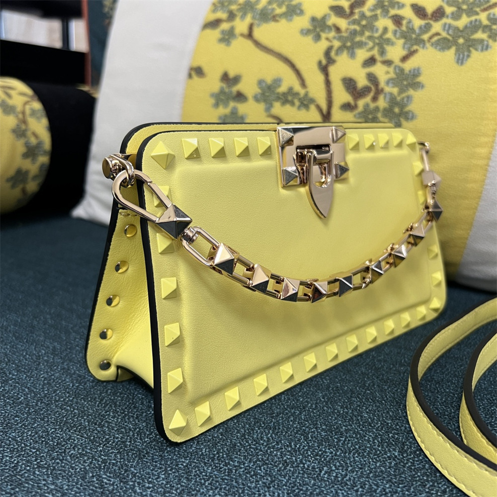 VALENTINO GARAVANI ROCKSTUD23 SMALL SMOOTH CALFSKIN SHOULDER BAG YELLOW