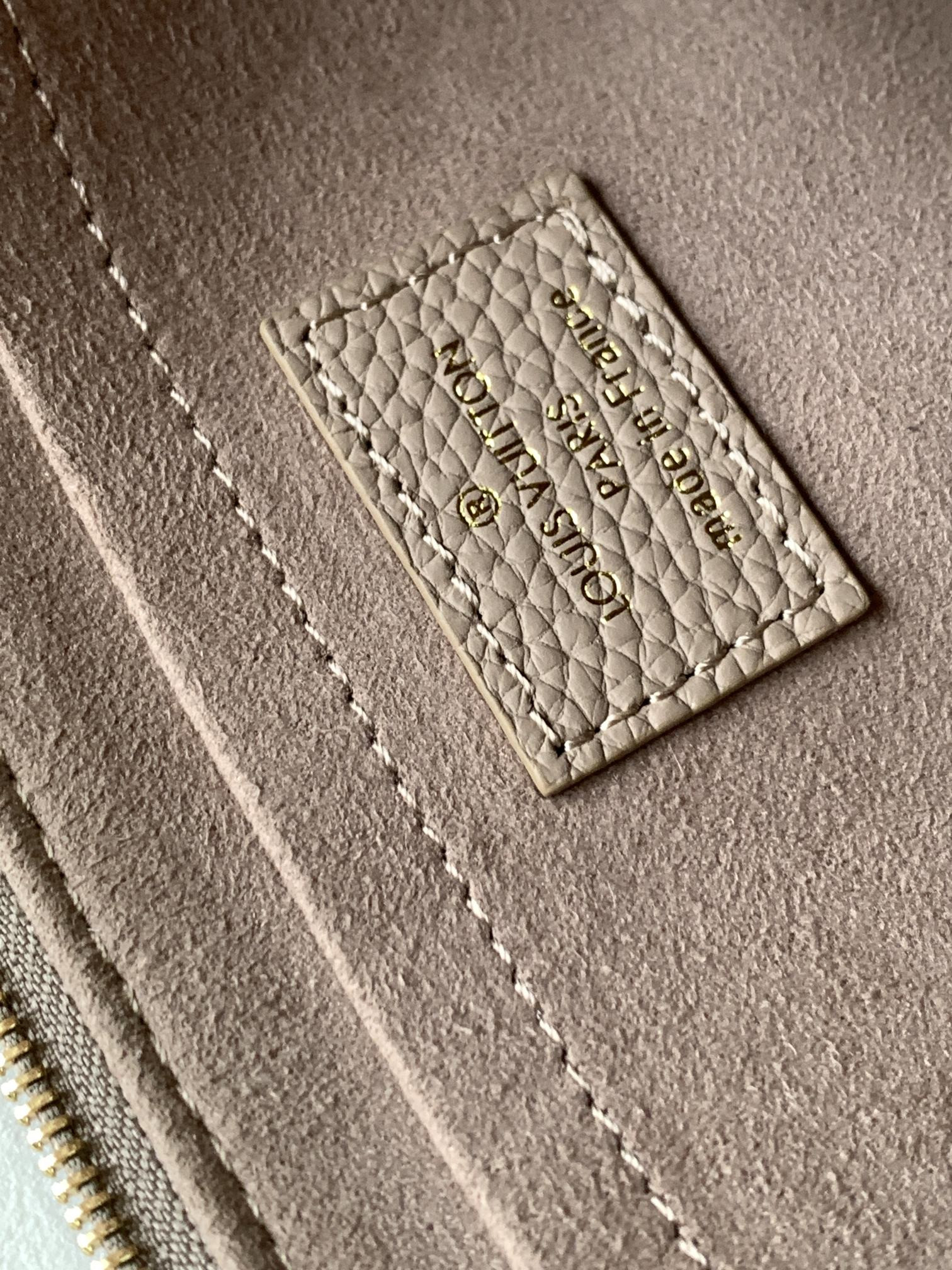 l0*is V*t0n multi pochette accessoires gray 9.4 x 5.3 x 1.6 inches