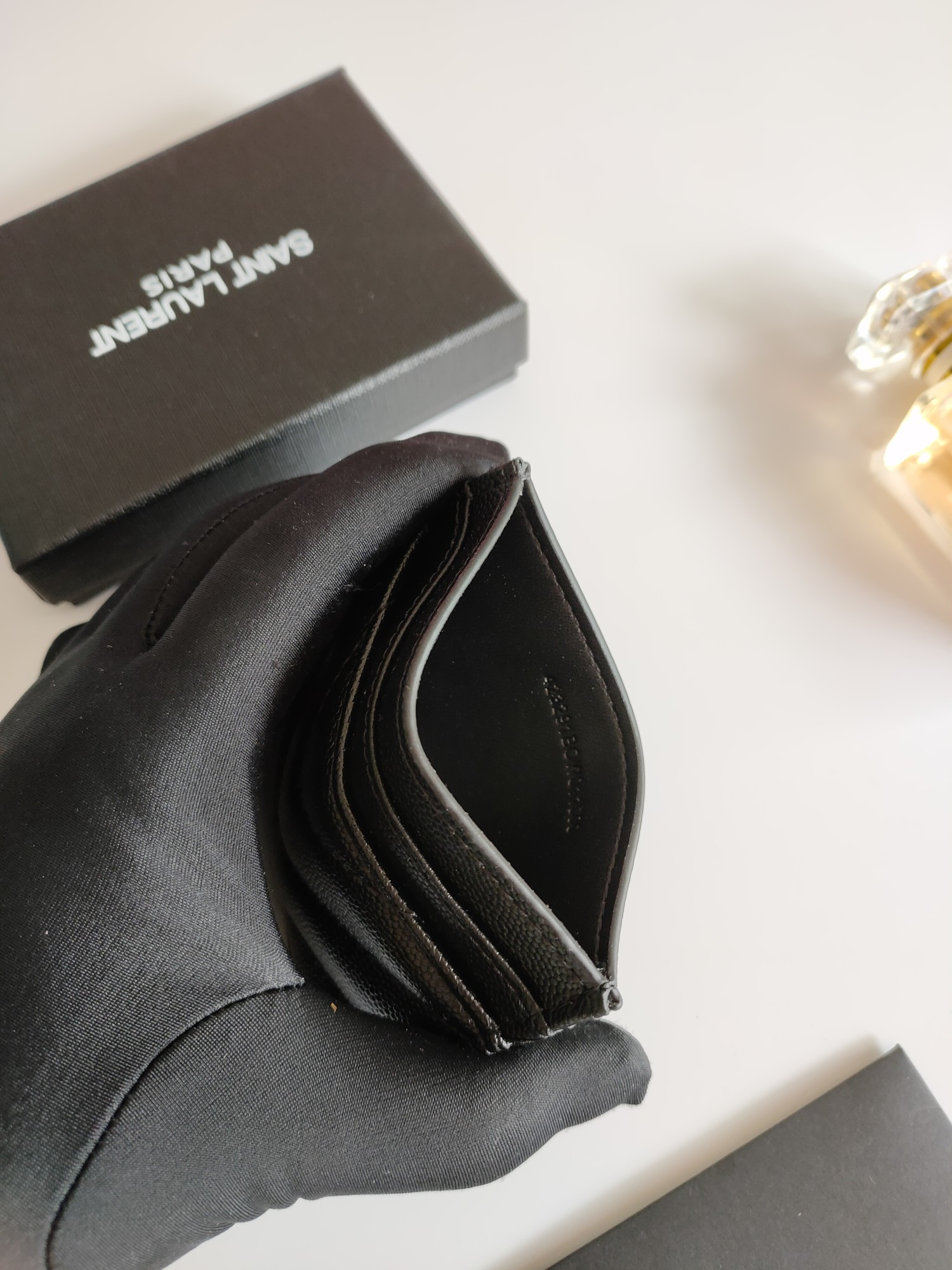 Y*L card holder 10.5×7.5×0.5cm