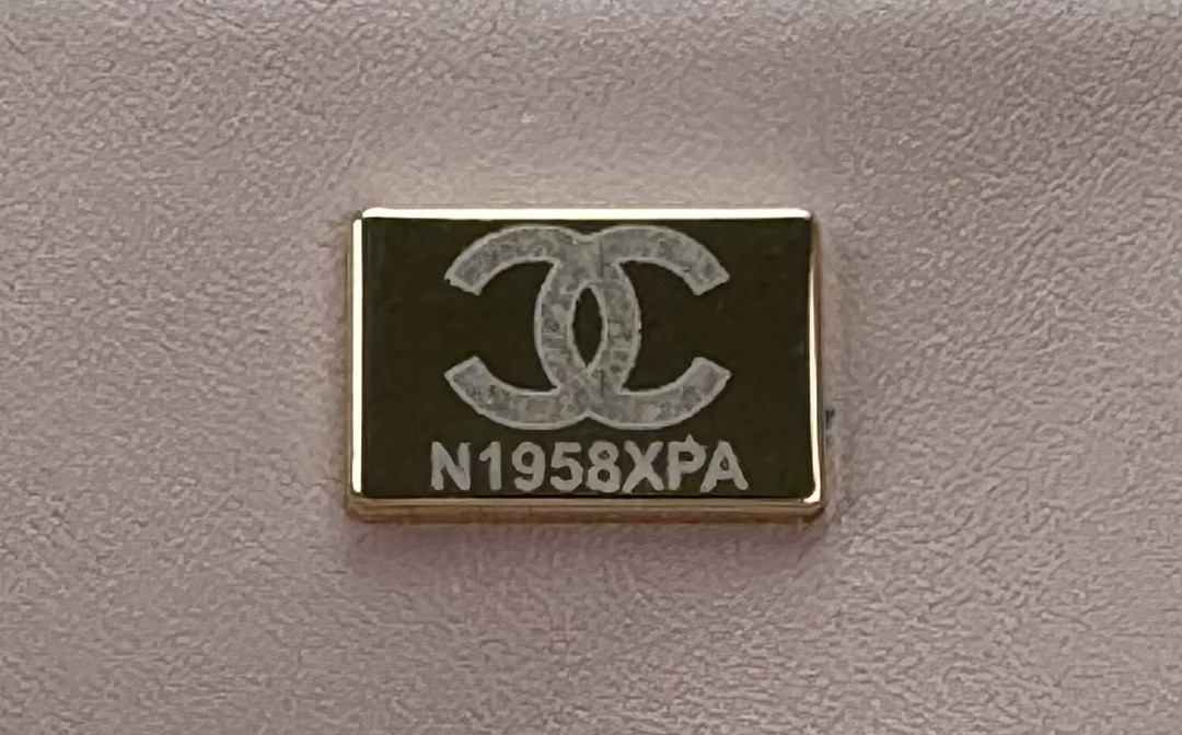 Ch*el classic 11.12 handbag 4.7 × 7.8 × 2.3 in