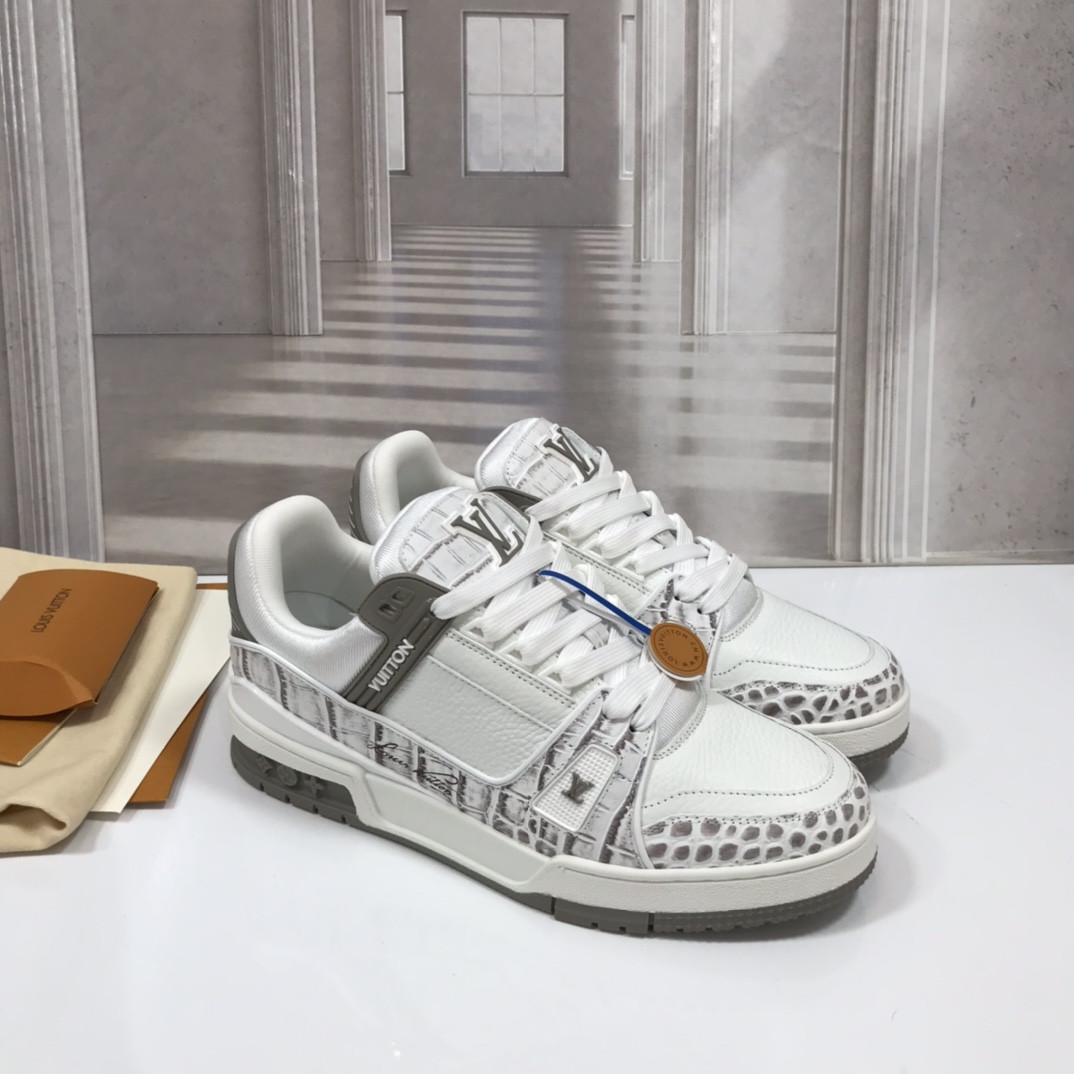 UA LV Trainer Sneaker