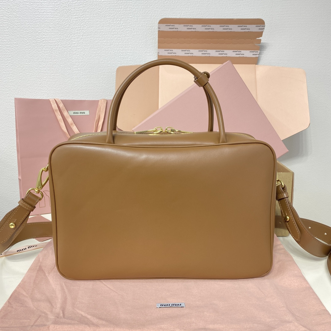 Miu Miu Leather Beau bag 23x34x10cm