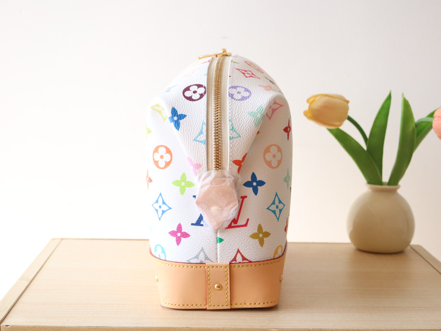 LV POCHETTE COSMÉTIQUE M13743 27x18x9cm